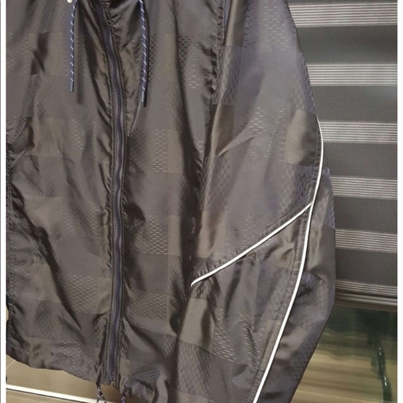 Jacket - Picture 3 of 6